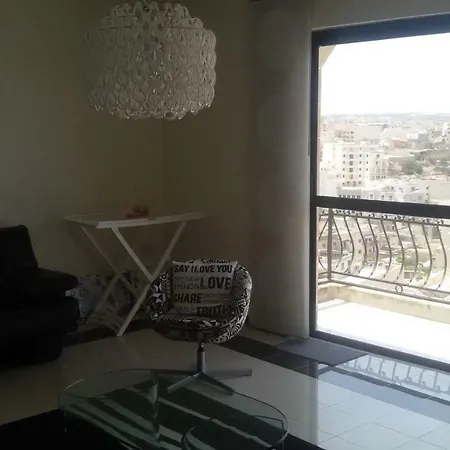 Lägenhet Skatepark 3 Bedroom Furnished Spacious Central Location *