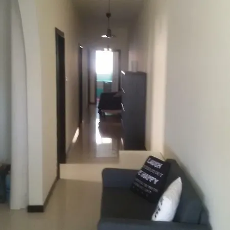 Skatepark 3 Bedroom Furnished Spacious Central Location Appartement